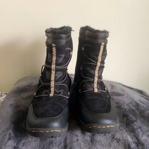 Naturalizer Black Suede Winter Boots